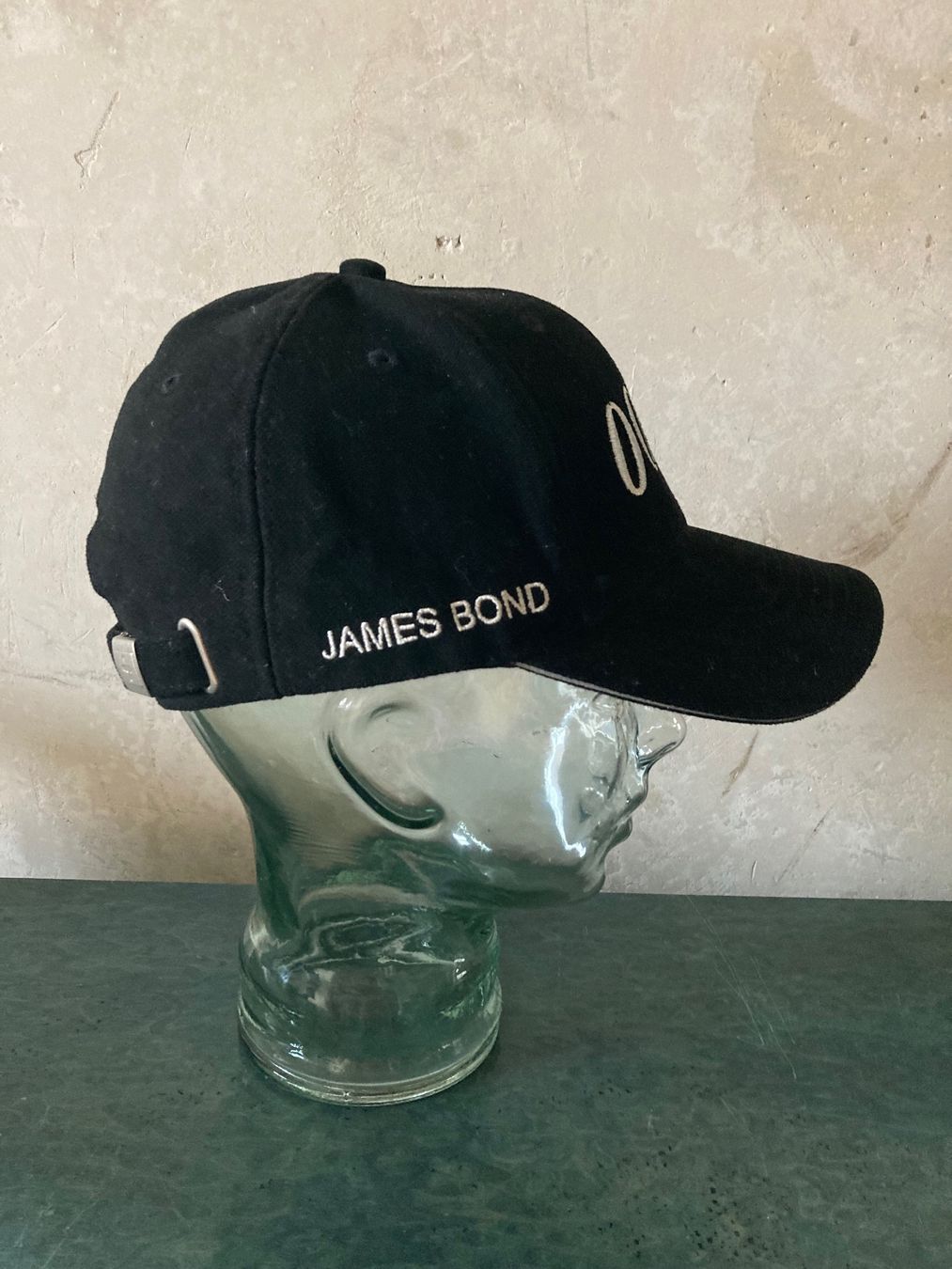 Copricapi, berretti & cappellini: Vintage Y2K Promo 6-Panel Cap James Bond 007 – Usato da Zürich venduto da le_souk 3