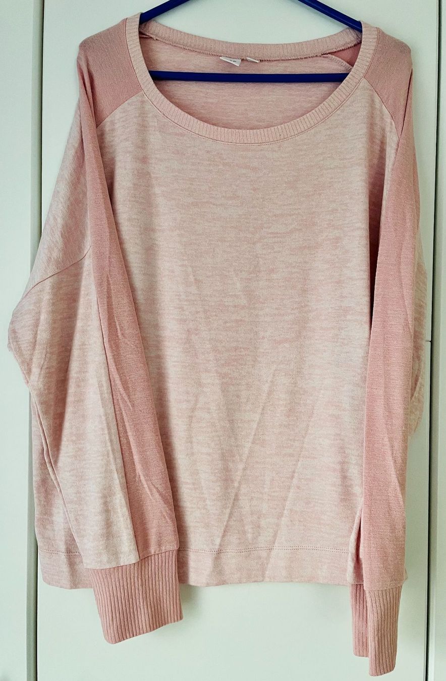Gap Pullover & Sweatshirts: Sehr schöner Pullover von GAP, Grösse XL – Neu (gemäss Beschreibung) aus Wallbach von paxnic 1