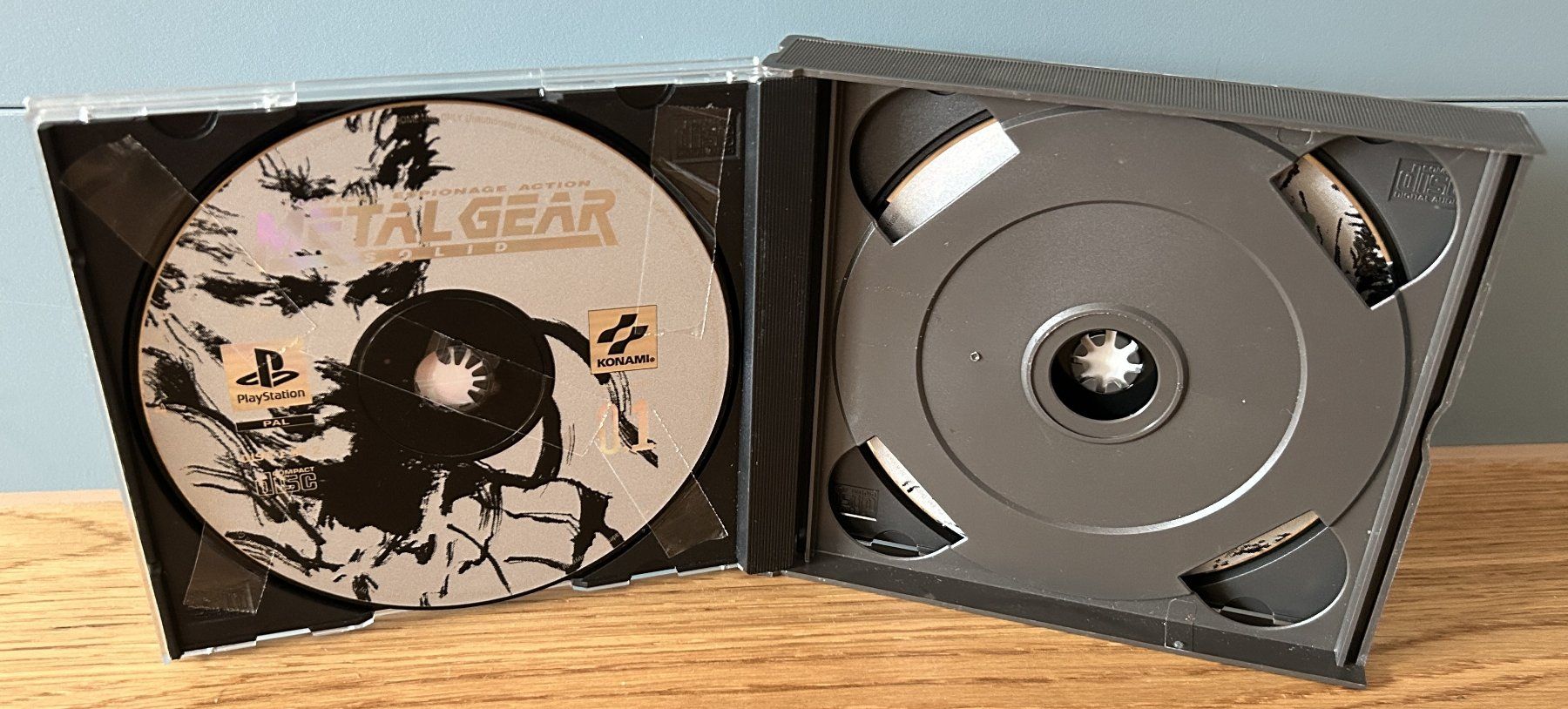 Jeux: Metal Gear Solid PS1 – D'occasion à Liebefeld par Eaglewings5 3