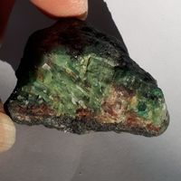 Smaragd Naturkristalle im Mutterstein