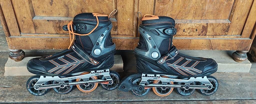 Pattini in linea & Pattini a rotelle: Rollerblades, Rollschuhe, Inlineskates – Usato da Cazis venduto da Morrisb