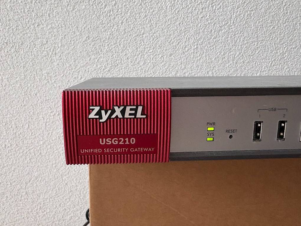 Firewall: Zyxel USG210 Unified Security Gateway – Usato da Winterthur venduto da i-like-tutti