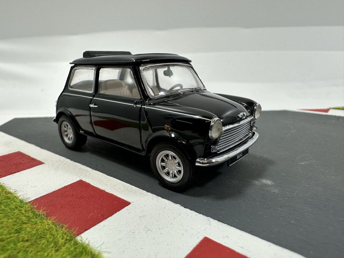 Schuco Modellini d'auto: Mini Cooper 1:43, schwarz, SCHUCO  – Usato da Zofingen venduto da rf9_x2xt 7