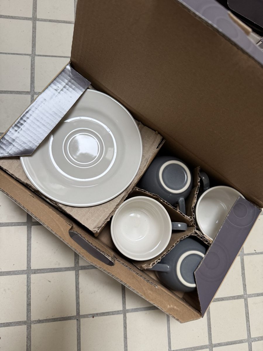 Sola Set di piatti: Kaffeetassen Set Sola 8 Stück – Nuovo e nell'imballaggio originale da Buochs venduto da nik_r7gm 2