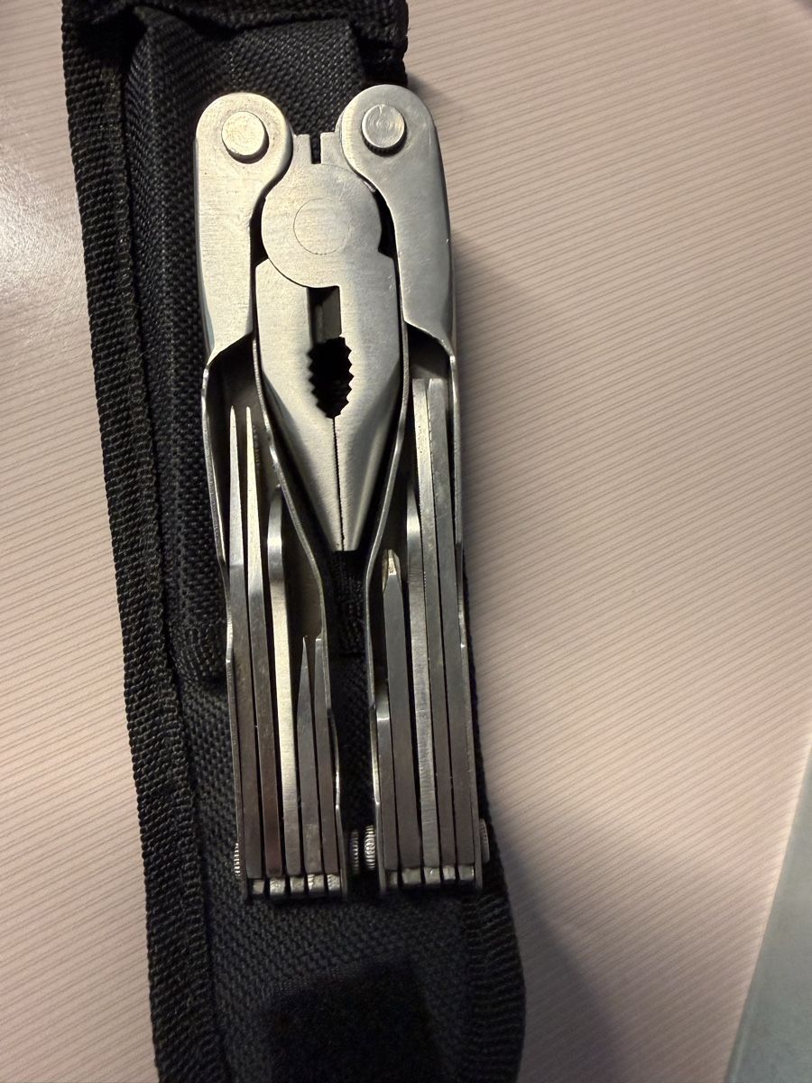 Tutti gli attrezzi: Multitool Lego Jack Stone mit Etui silberner Zustand gut – Nuovo e nell'imballaggio originale da BASEL venduto da zum_schneugge 4