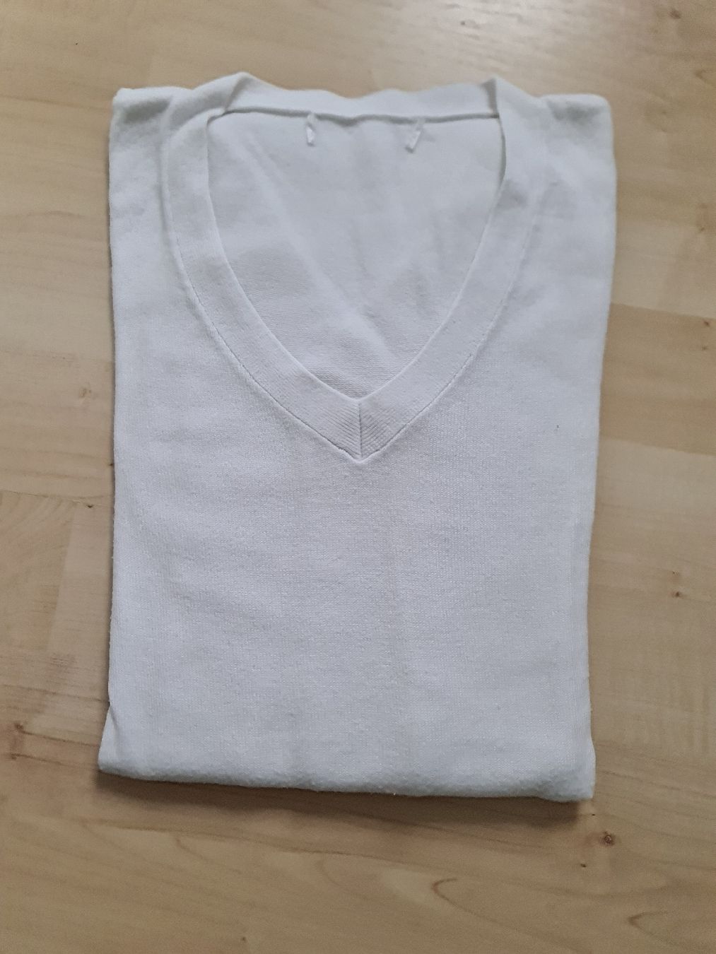 Pullover & Sweatshirts: weisser Pullover, Versand auch möglich – Gebraucht aus Neuenhof von summer_25