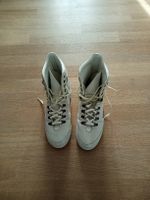 Orthopädische Sportschuhe
