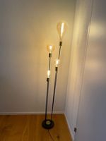 Stehlampe Austin von Lumimart – schwarz/gold, 4-flammig