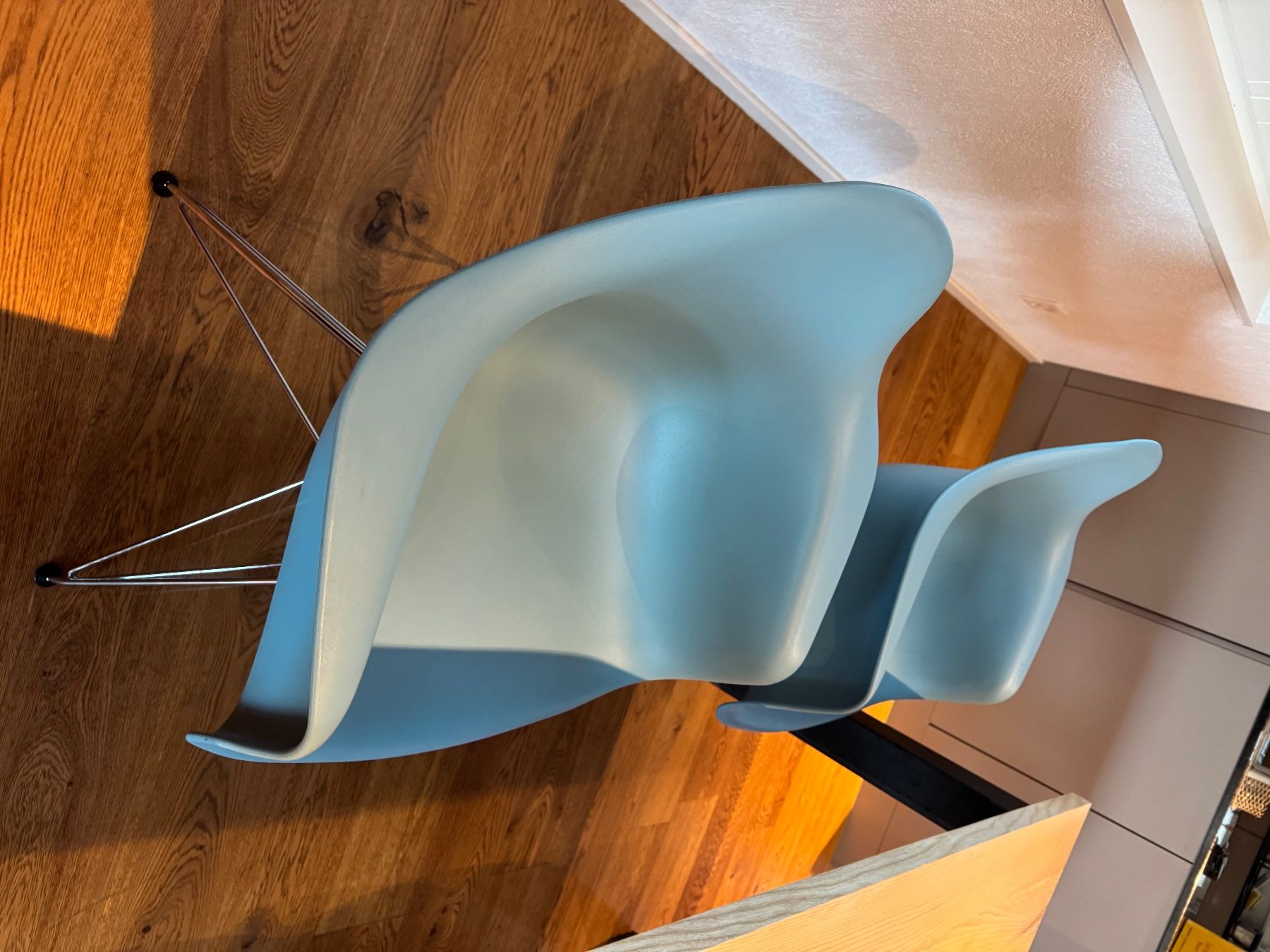 Eames Sedie: ORIGINAL VITRA EAMES PLASTIC ARMCHAIR VON 2011 TOP ZUSTAND – Usato da Balterswil venduto da MR_FEELGOOD 6