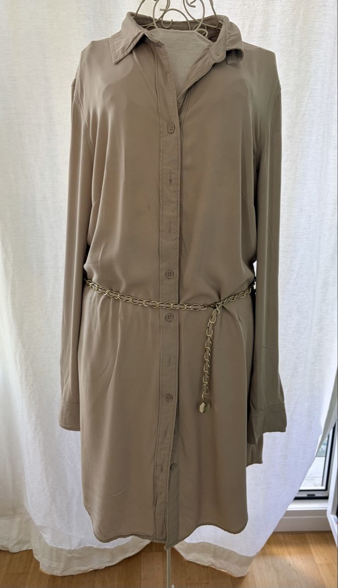 Guess Vestiti: Guess Hemdblusenkleid beige, Gr. M – Usato da Pratteln venduto da Mar.La.Ma