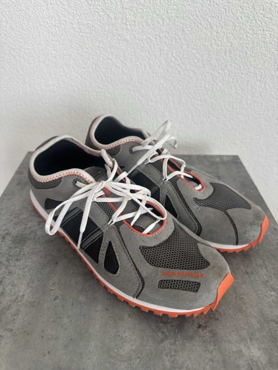 Mammut Scarpe da uomo: Mammut Trailrunning Schuhe, Grau/Orange, Grösse 44 – Usato da Uzwil venduto da Calla03