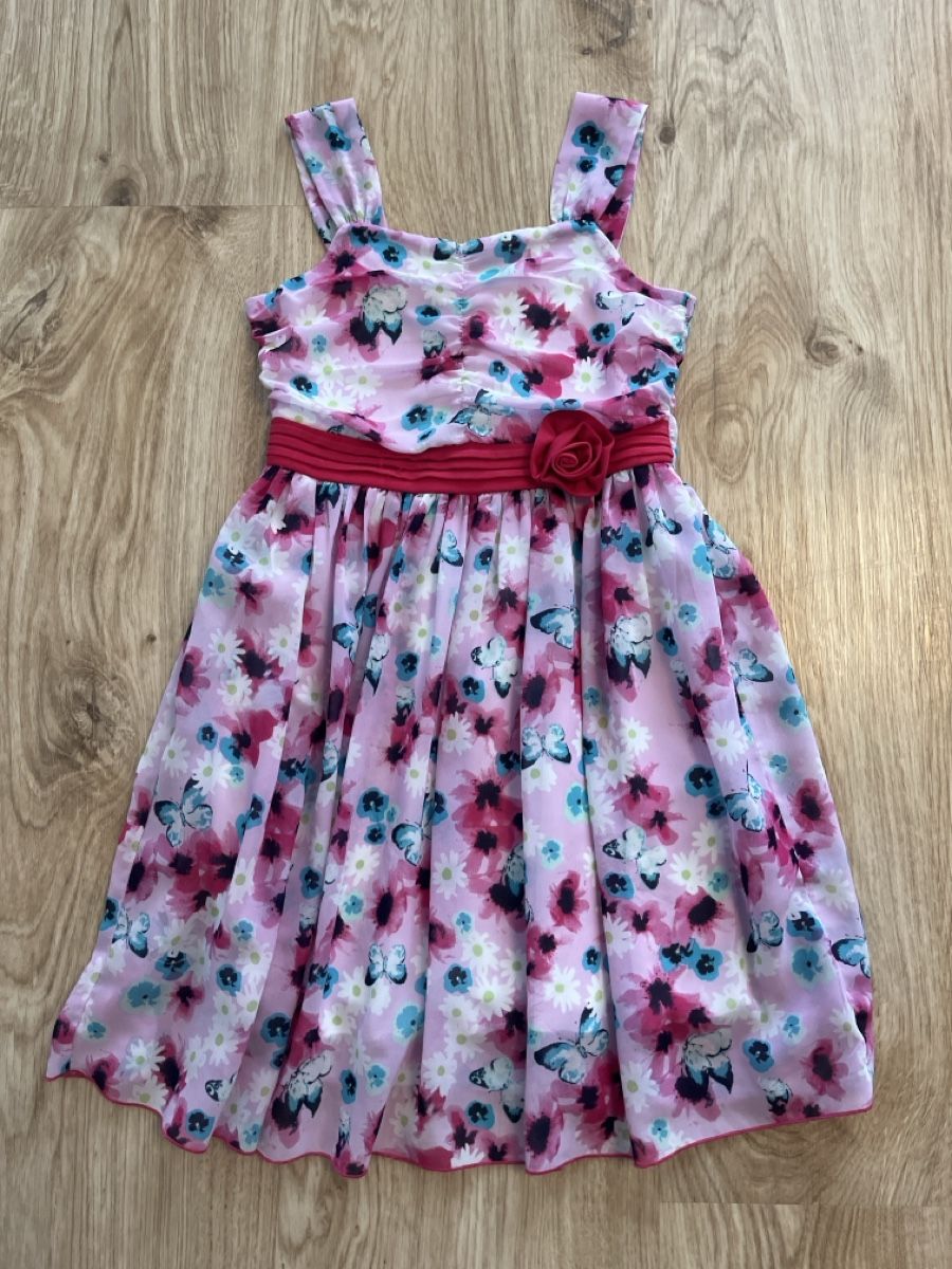 Lotti & Set di vestiti: Mädchen Kleiderpaket  Größe 128 – Usato da Herrenhof venduto da Einkaufswagen01 2