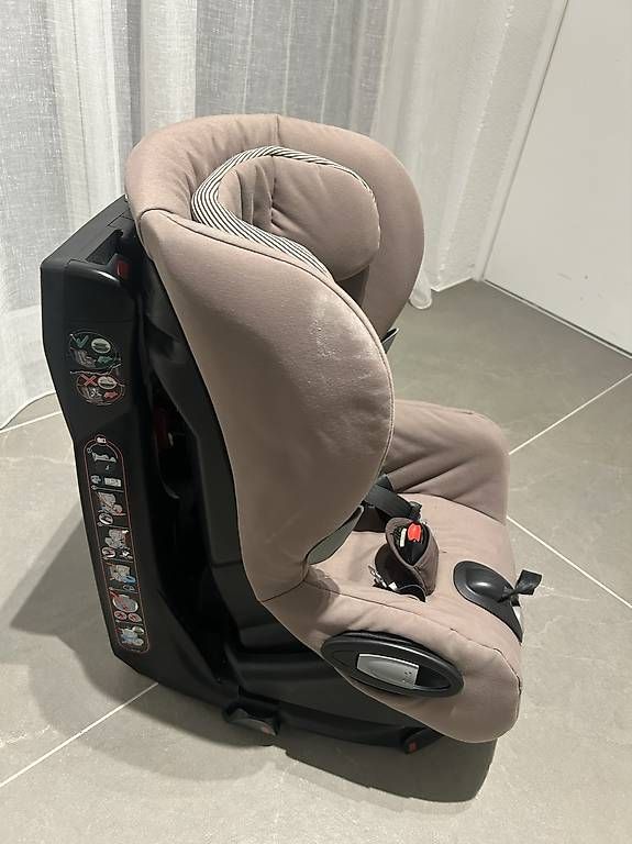 Maxi-Cosi Seggiolini per auto: Maxi-Cosi Axiss Kindersitz – Usato da Zuzwil SG venduto da Fab-Co 1