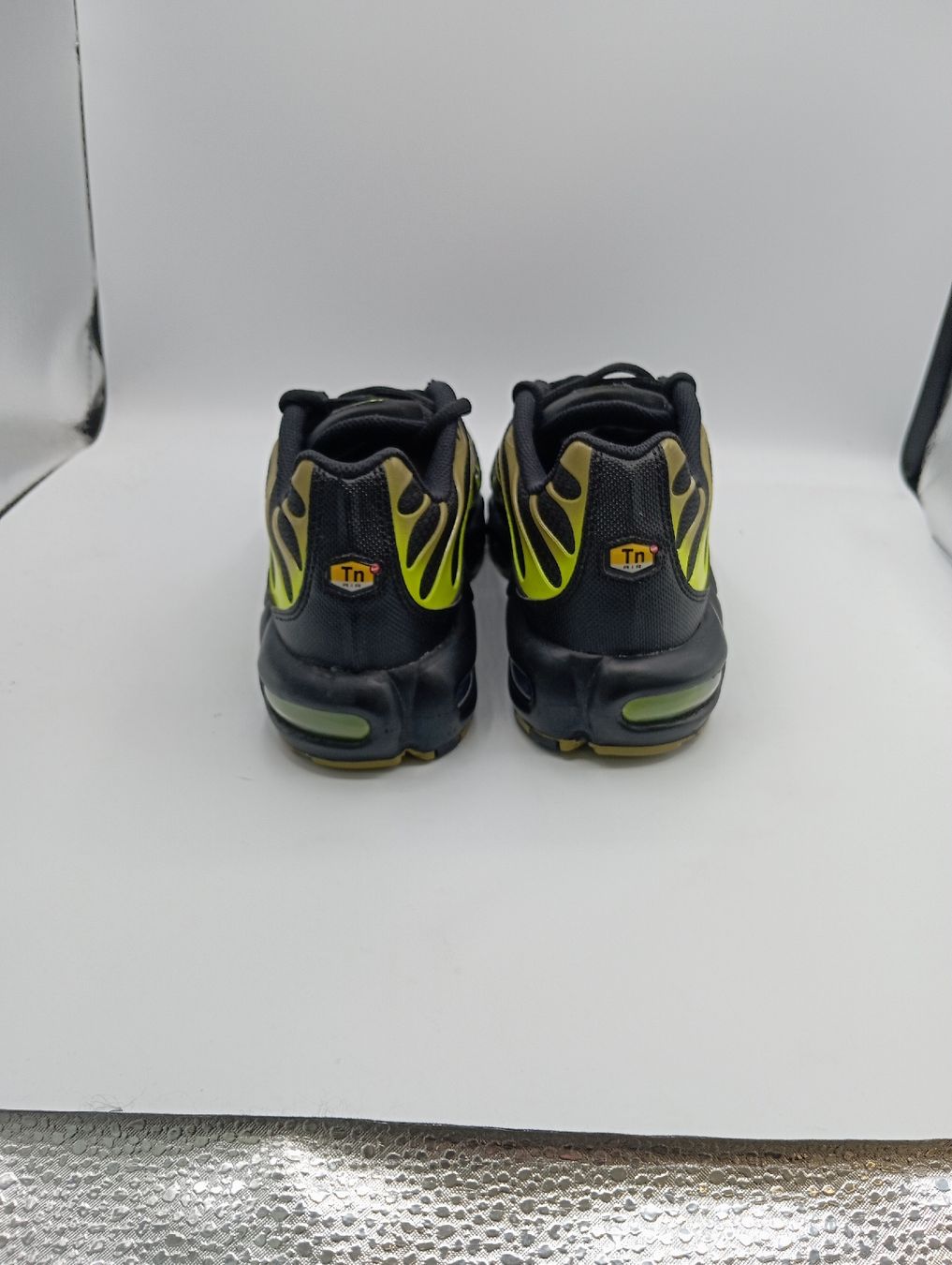 Nike Scarpe da uomo: Nike Air Max Plus (EU41) – Nuovo e nell'imballaggio originale da Schaffhausen venduto da outlez 3