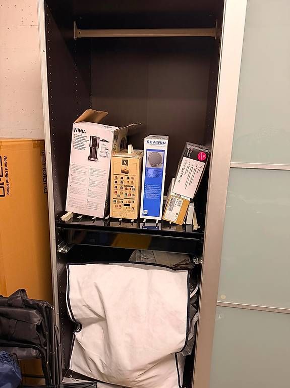 Armadi: Schrank – Usato da Birsfelden venduto da dor_9n7f 2
