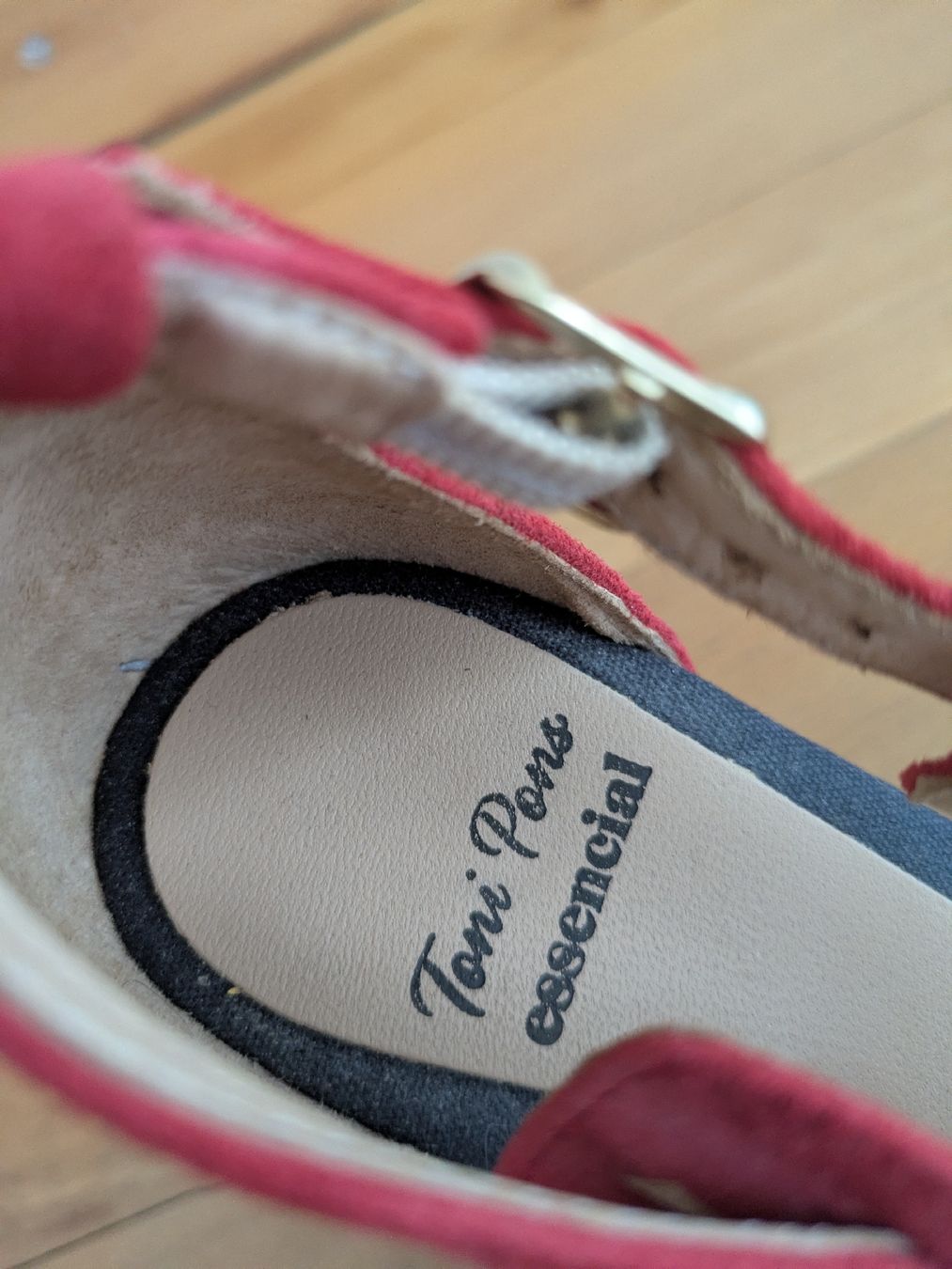 Damenschuhe: Keilsandale Toni Pons, Grösse 37 – Gebraucht aus Winterthur von tikal4 4