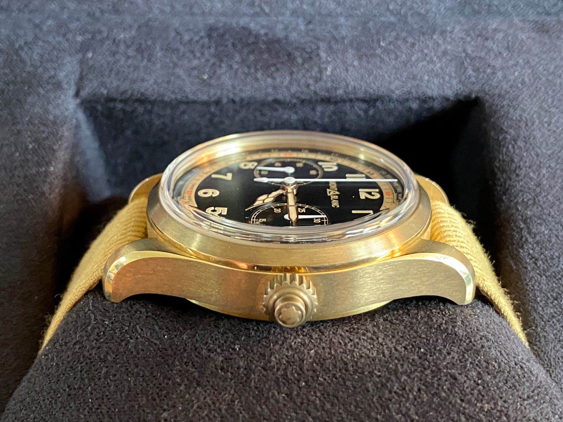 Montblanc Uhren: Montblanc 1858 Monopusher Chronograph Limited Bronze – Gebraucht aus Birmensdorf ZH von PolzerJ1 3