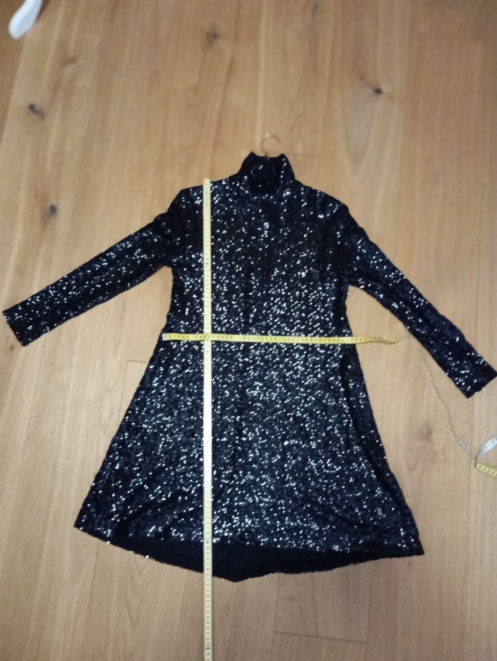Kleider: Pailletten Kleid von Norma Kamali – Gebraucht aus Unterägeri von rockundco 2