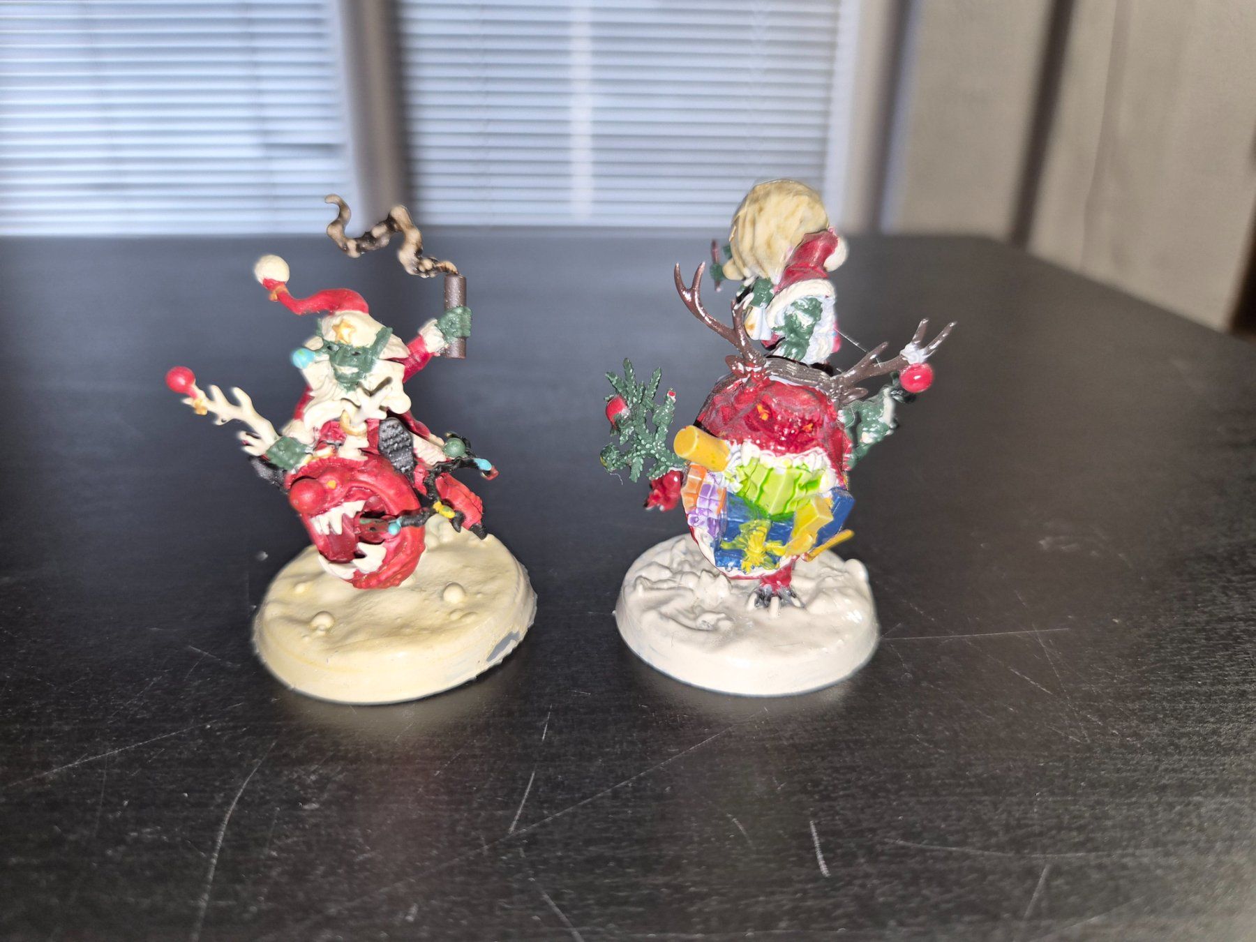 Statuette: Warhammer : 2 gobelins de  Noël – Usato da Bévilard venduto da CONTRESENS