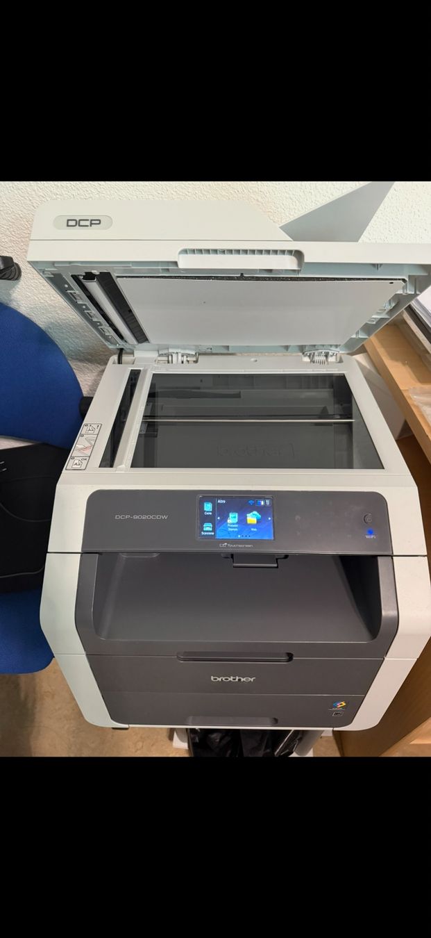 Brother Stampanti: Brother DCP-9020CDW Color LED Multifunktionsdrucker – Usato da Wiesendangen venduto da Tam_spano 2