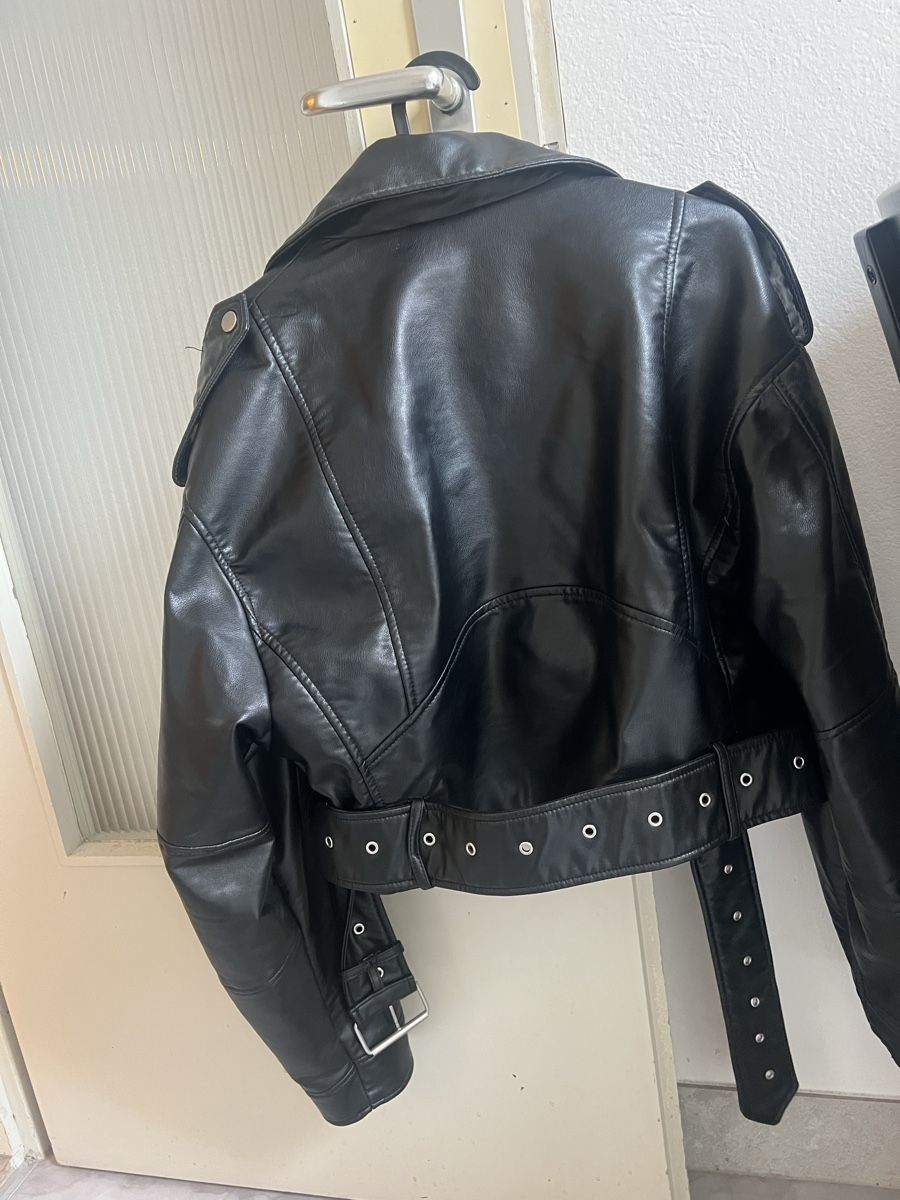 Zara Jacken: Zara Lederjacke – Neu (gemäss Beschreibung) aus Kirchberg BE von lea_kb6y 1