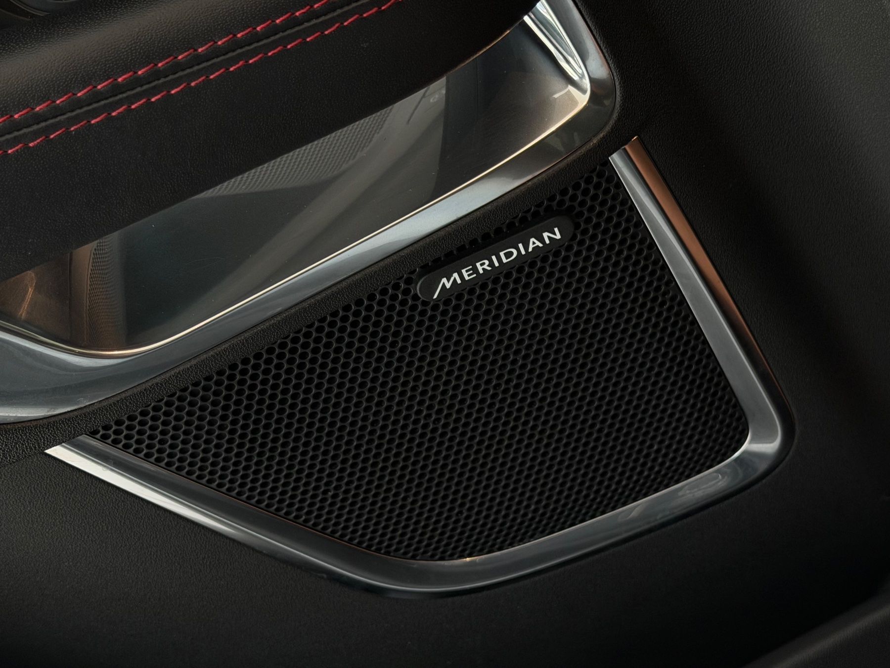 Jaguar Autos: JAGUAR E-Pace 2.0 P250 First Edition R-Dynamic SE AWD – Gebraucht aus Winznau von Autoart-Winznau 9