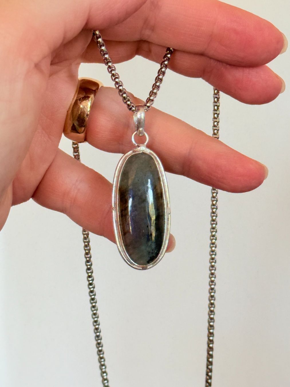 Catenine: Collier pendentif labradorite authentique – Nuovo e nell'imballaggio originale da Genève venduto da AWWA