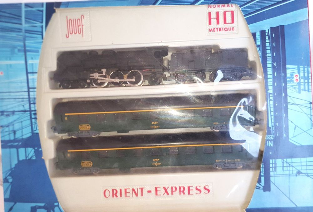 CIRCUIT TRAIN HO orient express Jouef + passagers panneaux passage