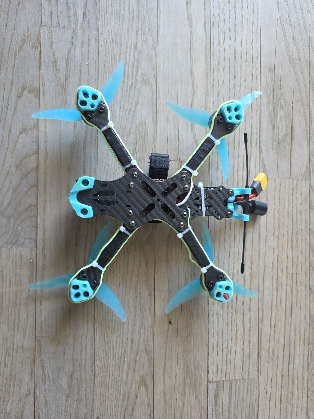 Modellismo RC: 5" fpv drohne mit dji o3 – Usato da Flims Dorf venduto da Phoenix-photo 1