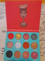 Juvia's eyeshadow palette
