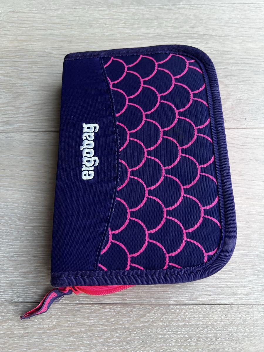 Ergobag Sacs & sacs à dos: Ergobag Schulranzen-5-teiliges Set – D'occasion à Frick par bla_zt9f 3