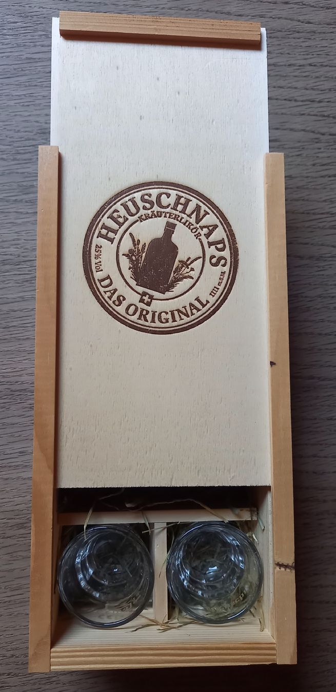 Portagioie:  HOLZSCHACHTELI / SCHATULLE – Nuovo (secondo la descrizione) da Marbach LU venduto da Ilrebo