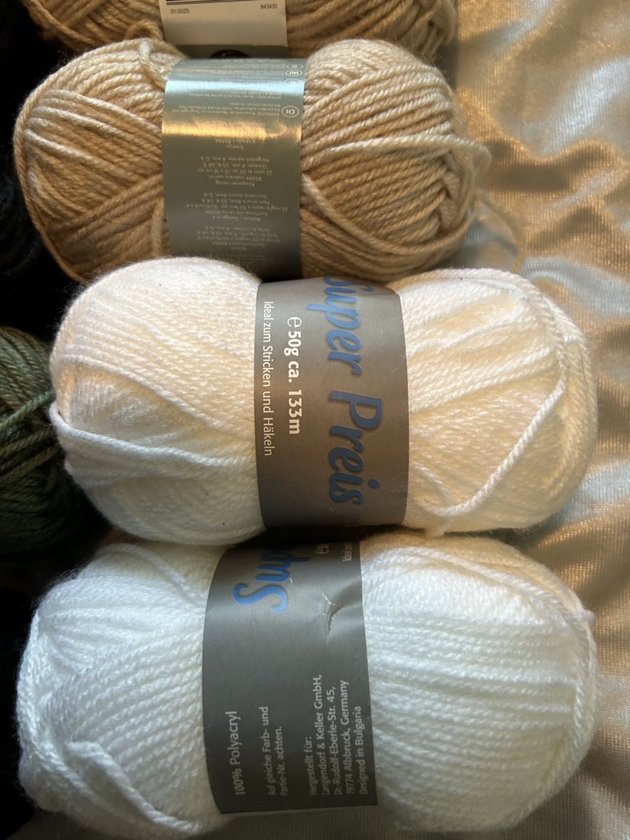 Lana: ***16 Wollknäuel diverse Farben*** – Nuovo (secondo la descrizione) da Winterthur venduto da stella67 3