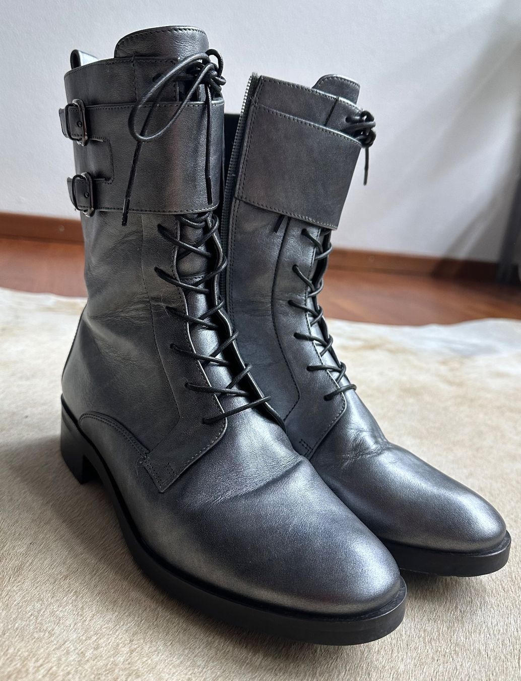 Högl Damenschuhe: Högl silberne Stiefeletten Gr. 40/41 – Gebraucht aus Muri AG von engelsherzli 6