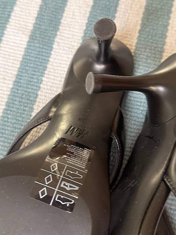 Scarpe da donna: Sandalen, Grösse 39, neu, schwarz – Usato da Erlenbach ZH venduto da anj_pkn8 1