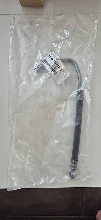 Toutes les pièces auto: BMW Ölleitung Turbolader E46 E60 E61 E53 E83 11427791477 – D'occasion à Othmarsingen par user410