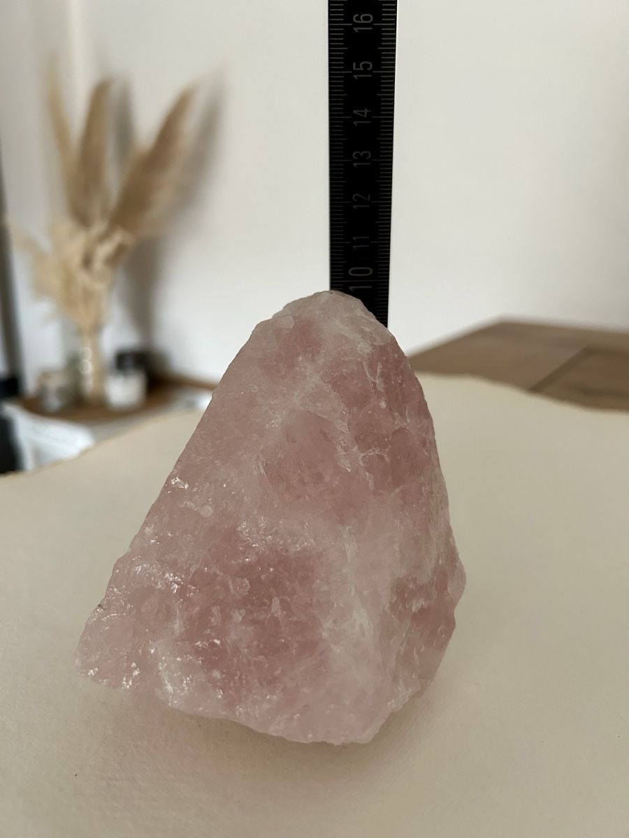 Mineralien & Heilsteine: Grosser Rosenquarz Rohstein, 696g – Gebraucht aus Bern von kat_sm88 1
