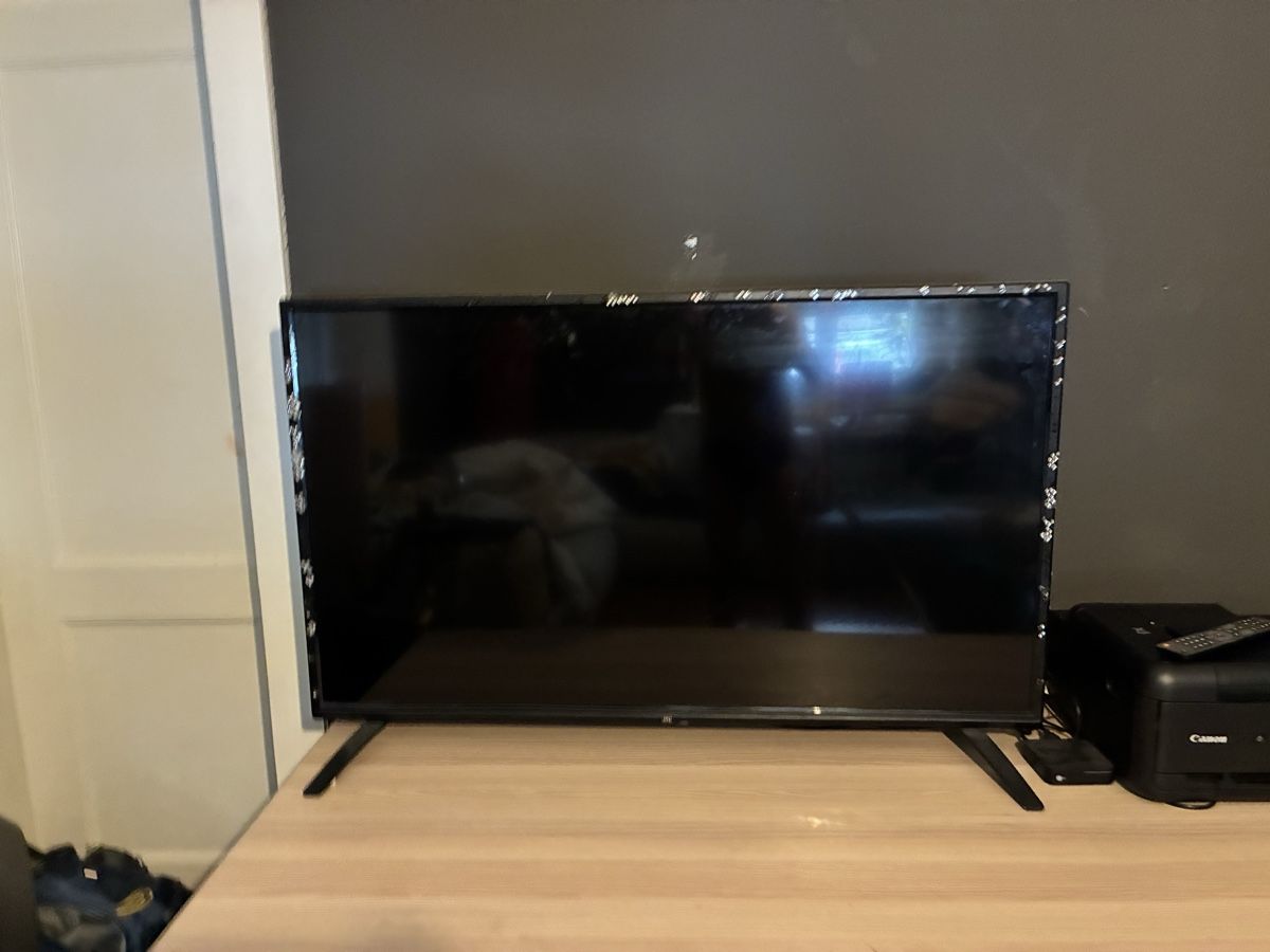 Televisori: Flachbildschirm mit fernbedienung basteln – Usato da Zürich venduto da LichtBleibt 3