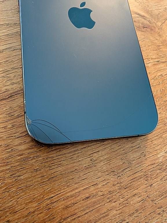Apple Portables: iPhone 15 Pro 128GB – D'occasion à Winterthur par up.