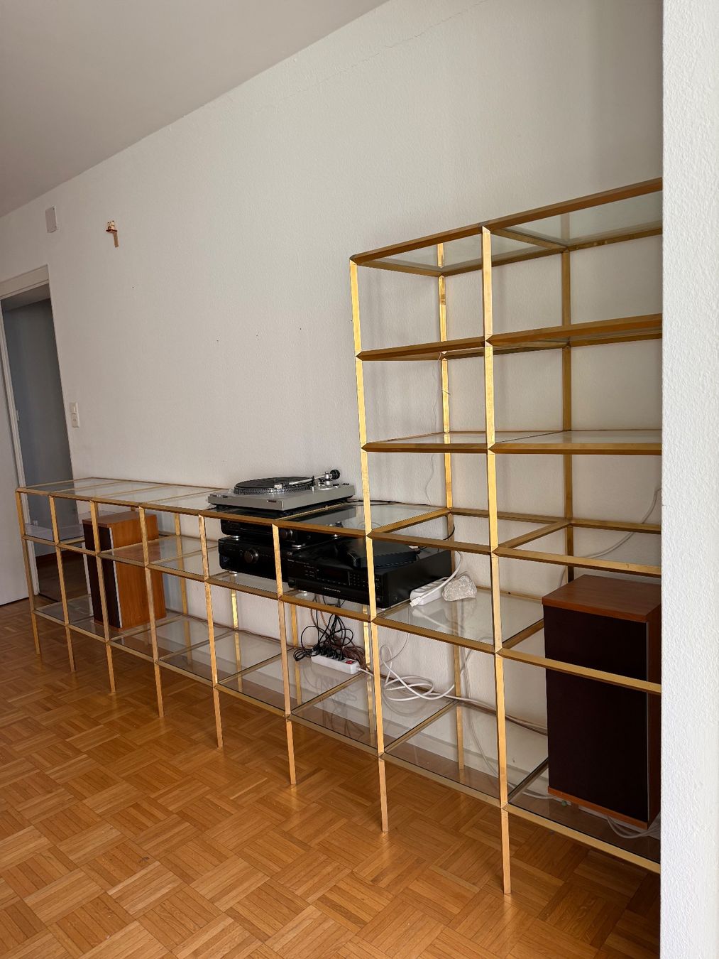 Vitra Scaffali: Vitra Glas Bronze Regal / Converta /Hermann Miller – Usato da Zürich venduto da Grillieren 2