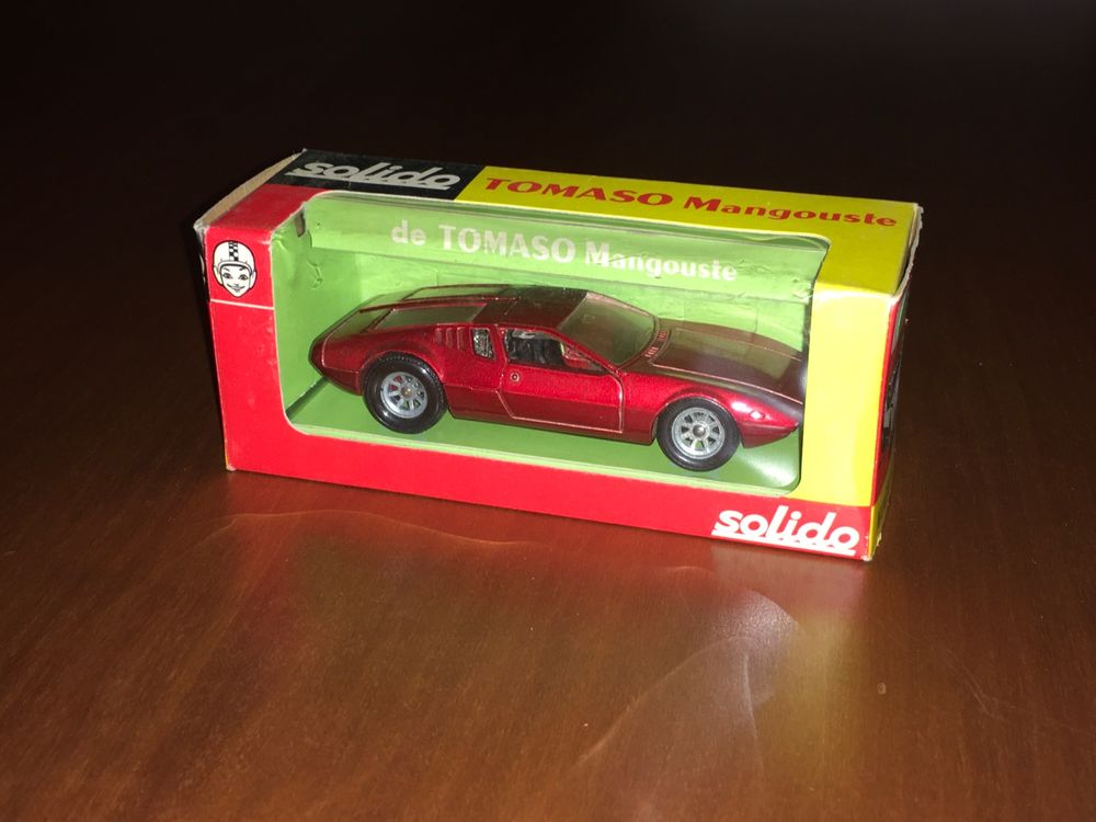 Tecnomodel 1:18 De Tomaso Mangusta Baujahr 1971 gloss rot TM18-24C