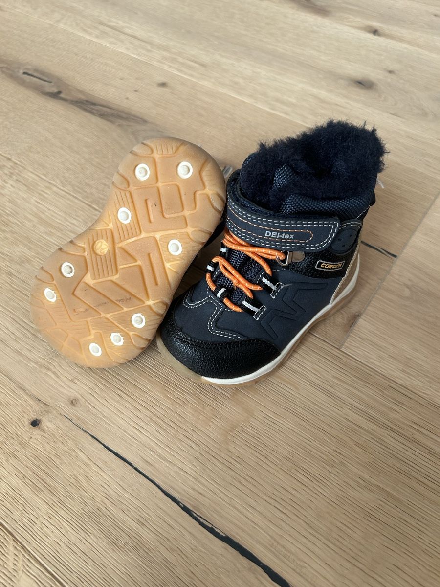 Scarpe per ragazzi: Winterschuhe Gr. 20 – Usato da Oberneunforn venduto da Jami1202