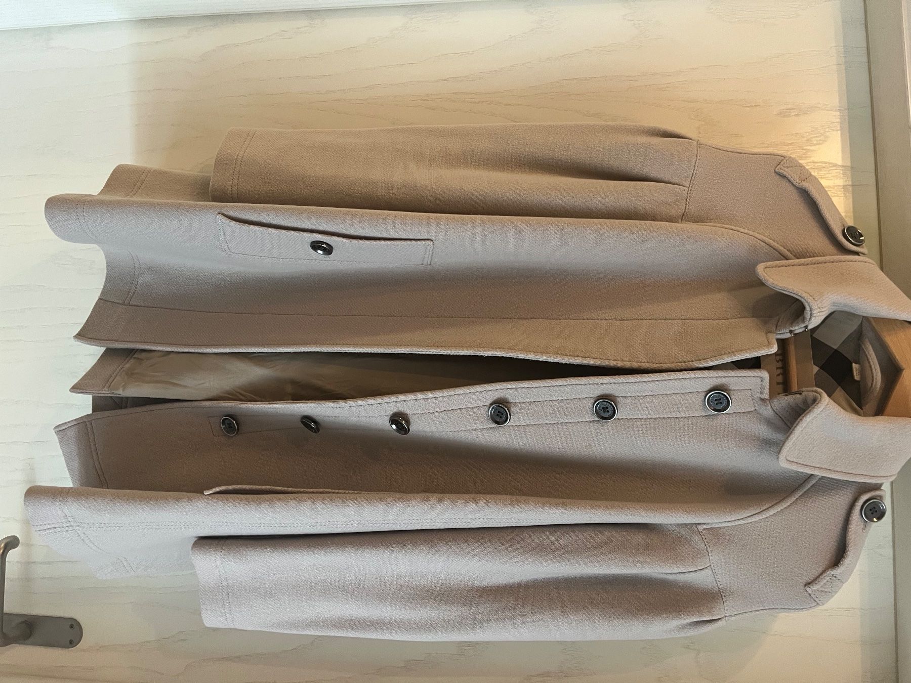 Burberry Jacken: Veste Burberry Brit beige XS-S – Gebraucht aus Neuchâtel von Code001 1