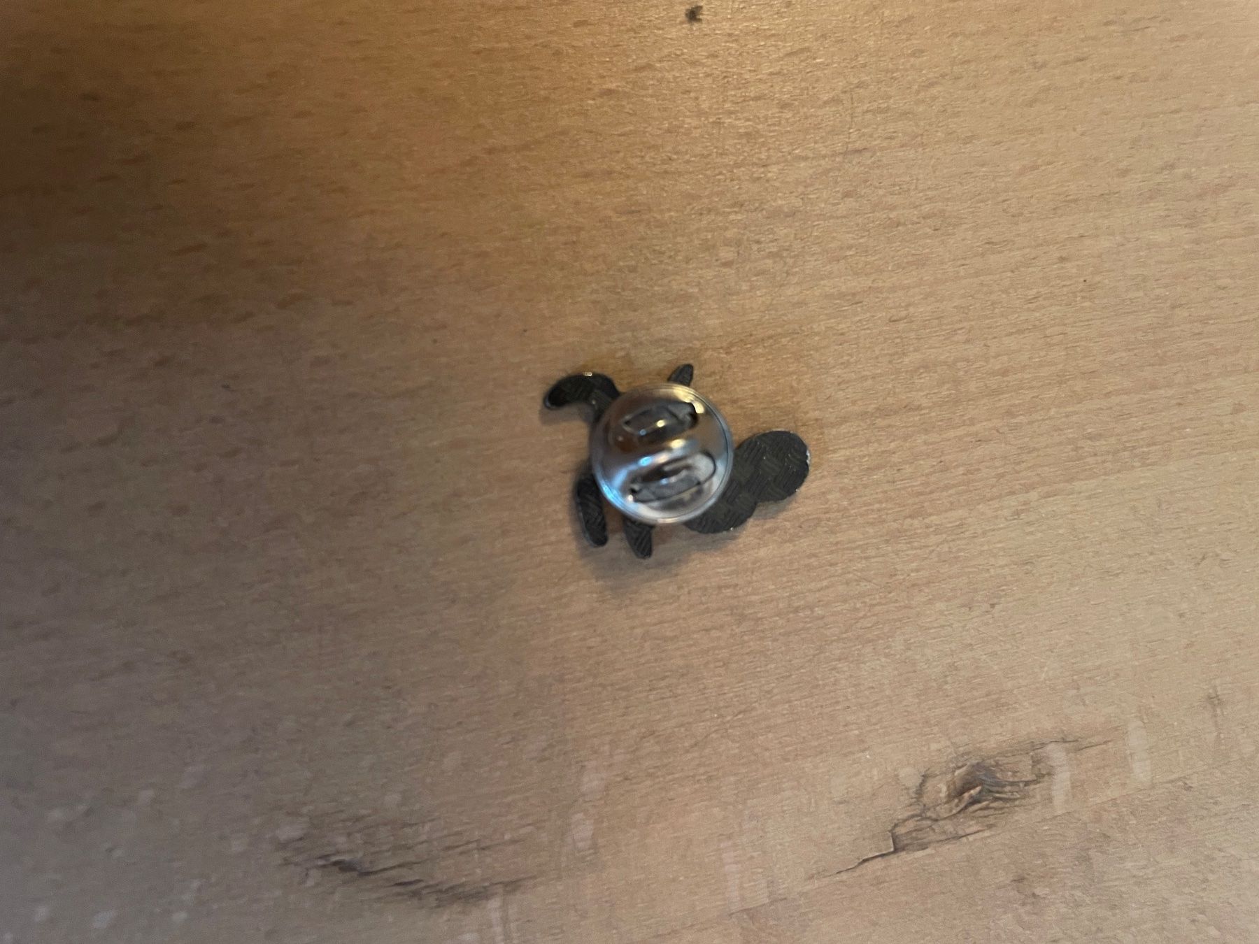 Placchette & Badge: Pin Pingu – Usato da Zürich venduto da 28881084 2