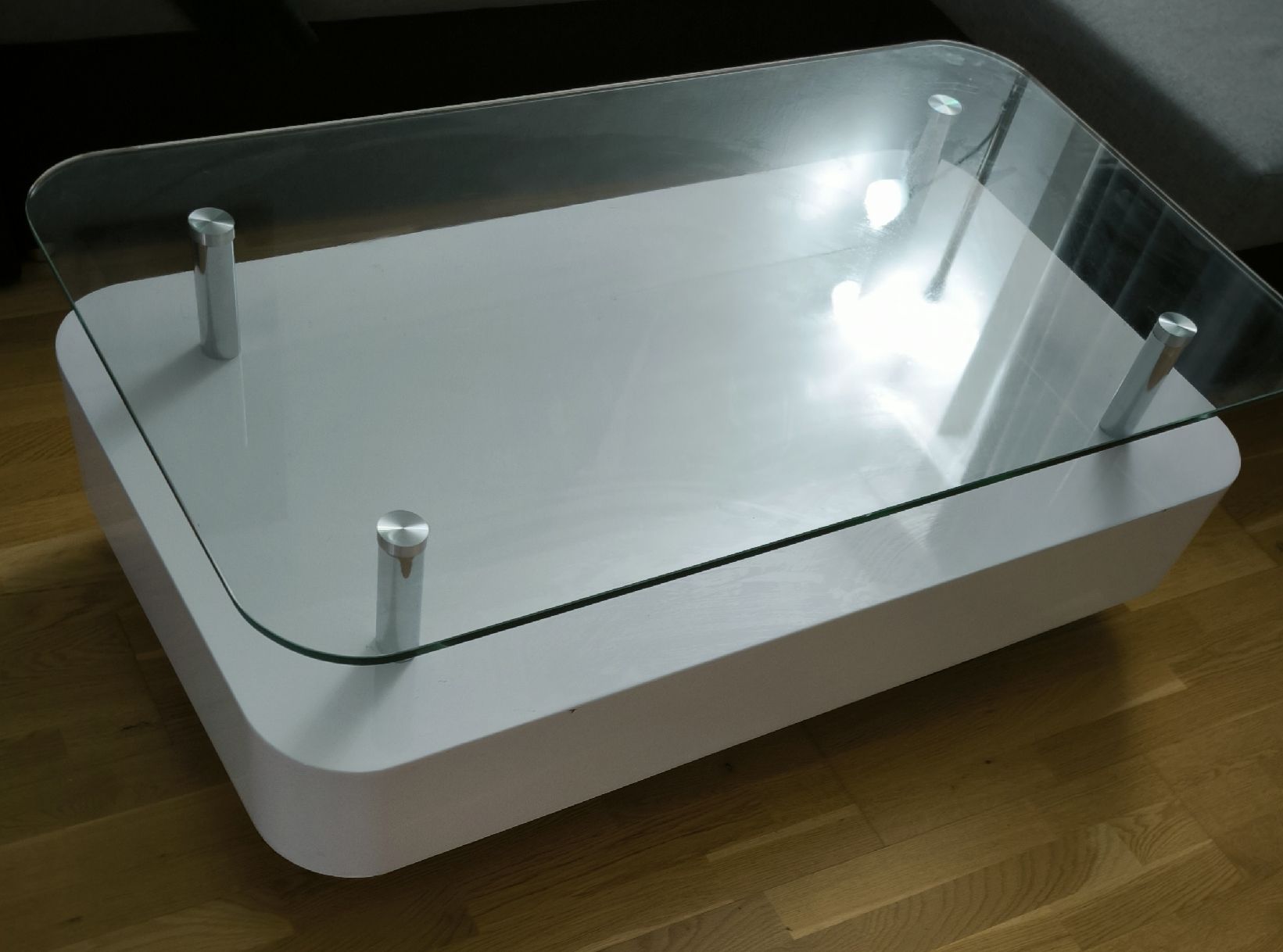 Tavoli: Couchtisch Glas weiss – Usato da Solothurn venduto da GIUSI_91 1