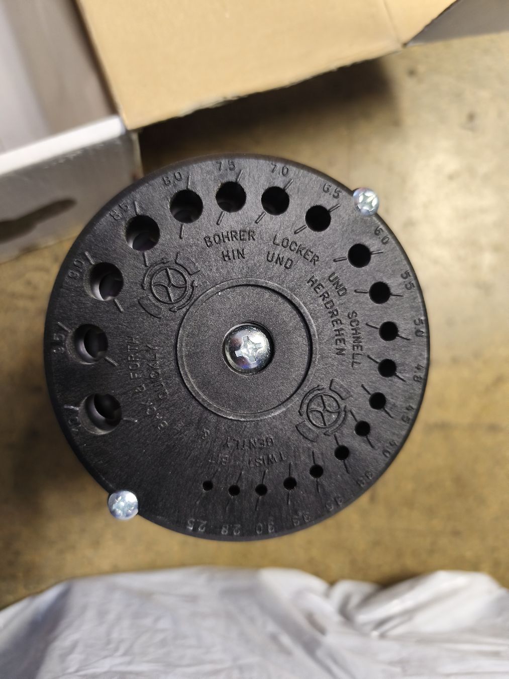 Bosch Trapani: Bosch S41 Bohrerschleifgerät Neu !  – Nuovo (secondo la descrizione) da Konolfingen venduto da Bio-suisse 2
