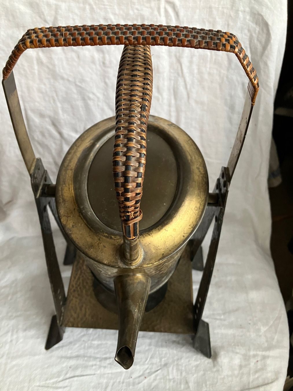 Teekannen: wunderschöner gehämmerter Teekessel Arts &Craft – Gebraucht aus Zürich von aannnnaa48 2