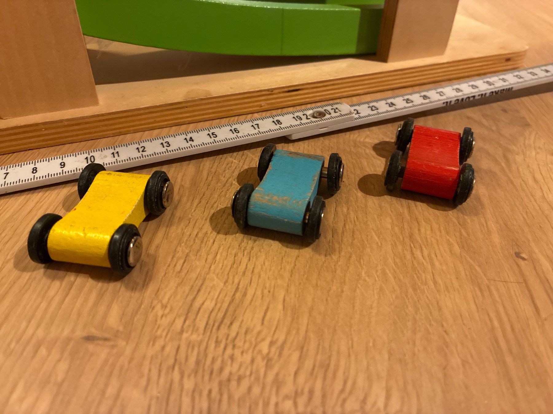 Giocattoli: Autobahn aus Holz – Usato da Eggenwil venduto da mic_b5l2 2