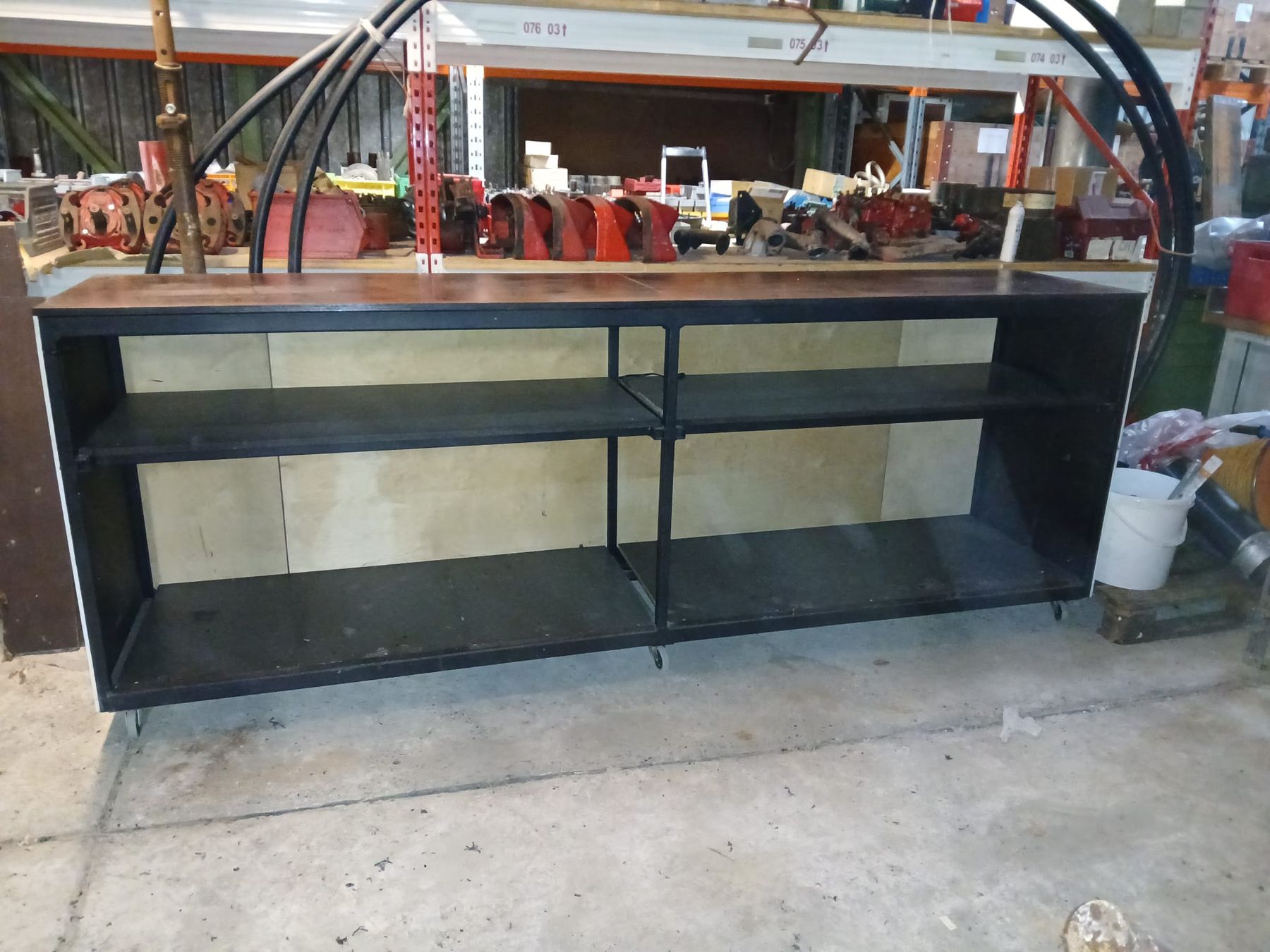 Allestimento di negozi e stand fieristici: Tresen – Usato da Rickenbach LU venduto da schmidlin89 1