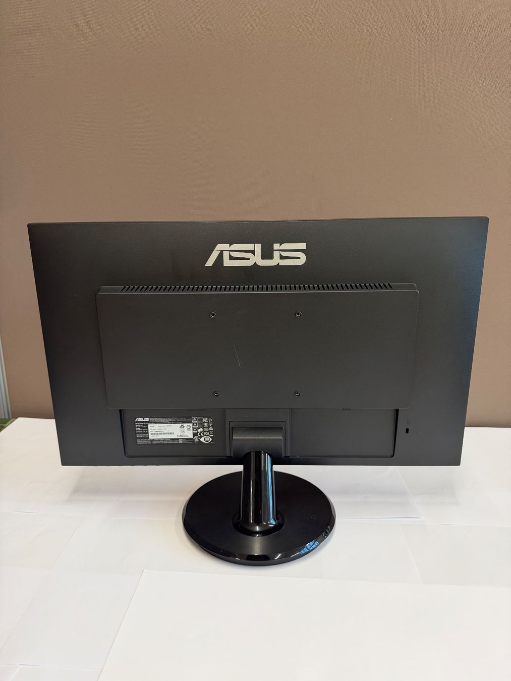 Asus Monitore: ASUS VA24DQ 23.8" Monitor – Gebraucht aus Dietlikon von ComdatAG 3
